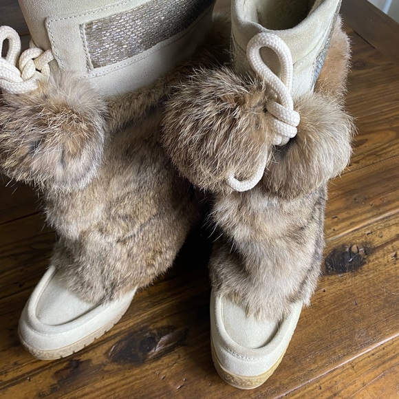 Coach rabbit fur winter boots, size 7 - Picture 8 of 9
